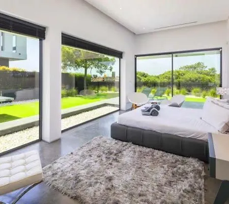 Sleeps 10 Pool Air Con T607982 Villa Vale do Lobo