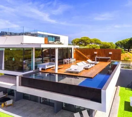 Sleeps 10 Pool Air Con T607982 Villa *