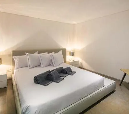 Villa Sleeps 10 Pool Air Con T607982 Vale do Lobo